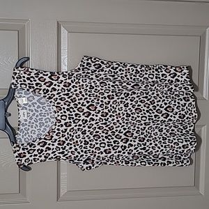 Daytrip from The Buckle animal print tank top size large